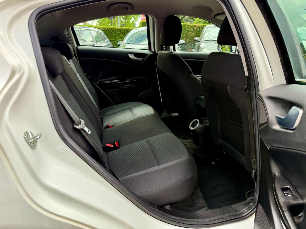 Alfa Romeo Giulietta 1.6 JTDm-2 Progression g.traino Ok NEOPATENTATI