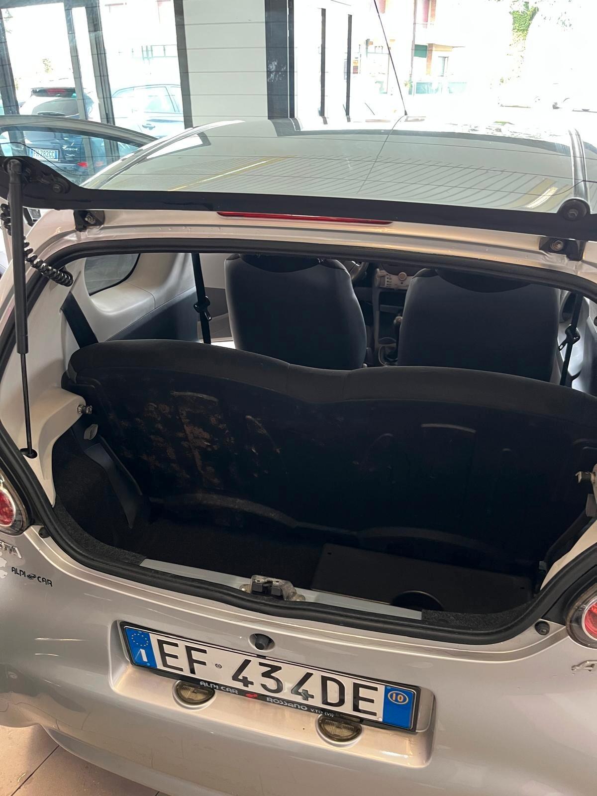Toyota Aygo 1.0 12V VVT-i 3 porte Sol Connect