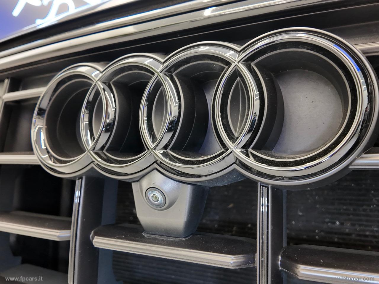 AUDI Q8 50 TDI 286 CV quattro tiptronic S LINE TETTO APRIBILE