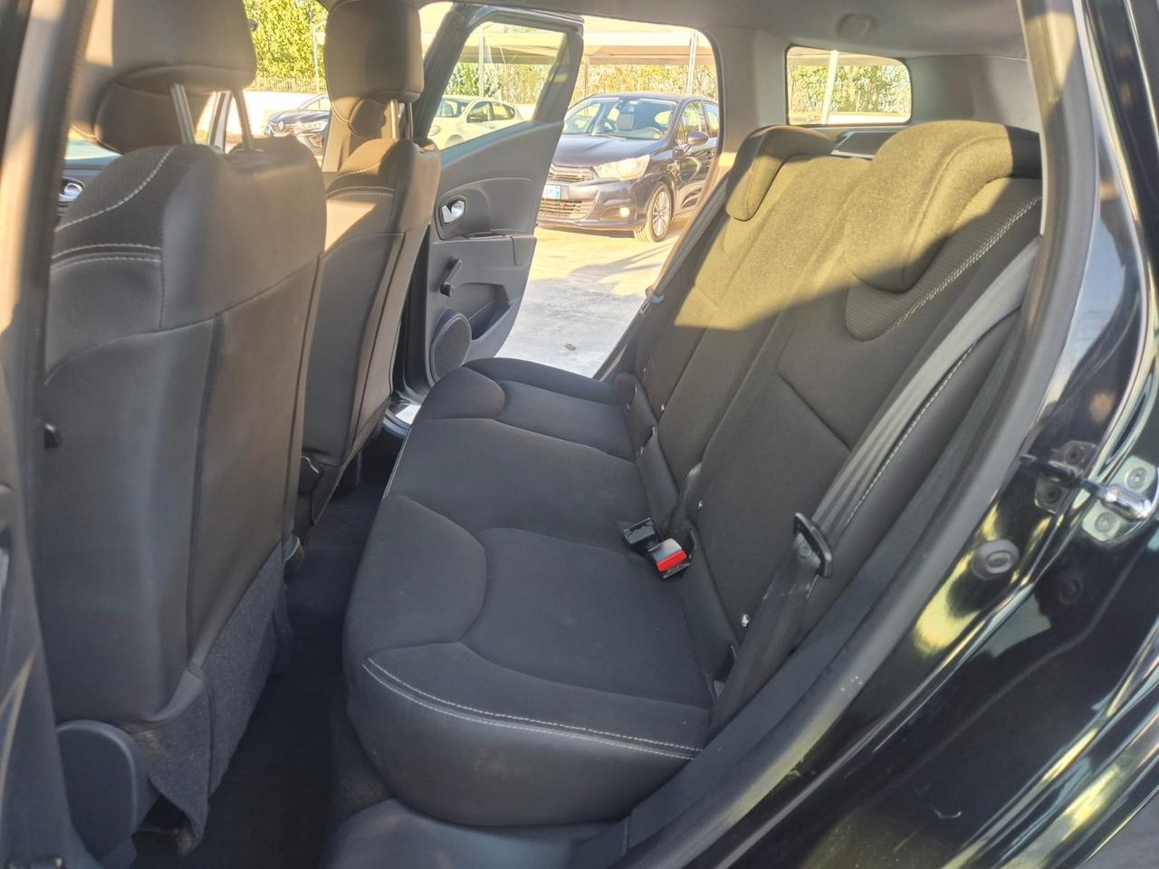 Renault Clio Sporter 1.5 dCi 8V 75CV Wave