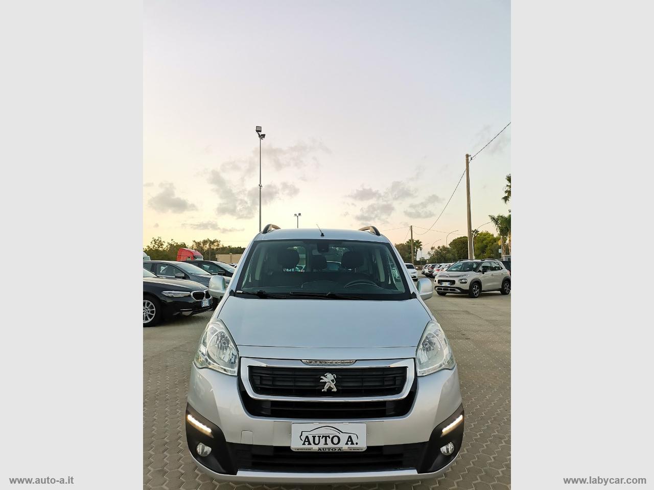 PEUGEOT Partner Tepee BlueHDi 100 Outdoor