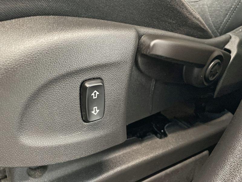 Opel Crossland 1.2 83cv Elegance MT5