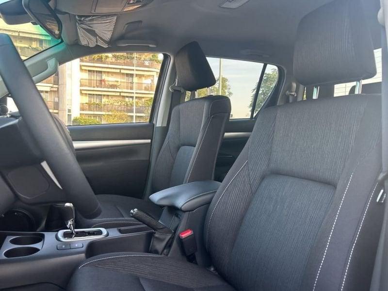 Toyota Hilux 2.4 Diesel AT Double Cab 4WD Lounge MY24