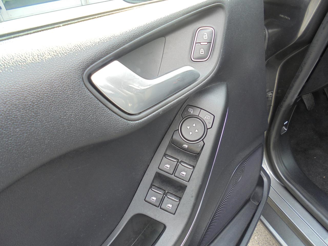 Ford Fiesta 1.1 75 CV 5 porte Titanium