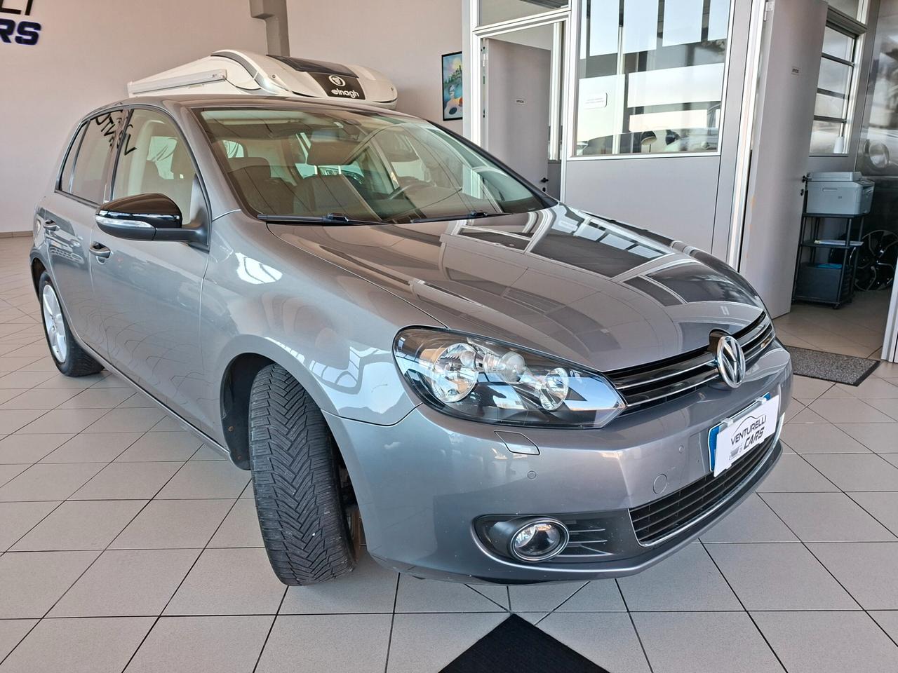 Volkswagen Golf 1.6 TDI DPF 5p. Highline UNICOPR.