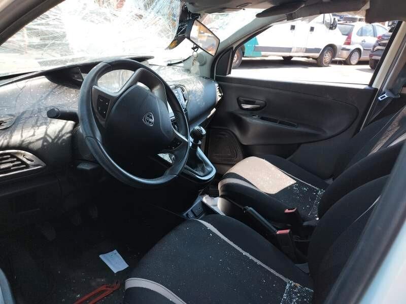 Lancia Ypsilon 1.2 69 CV 5 porte S&S Platinum