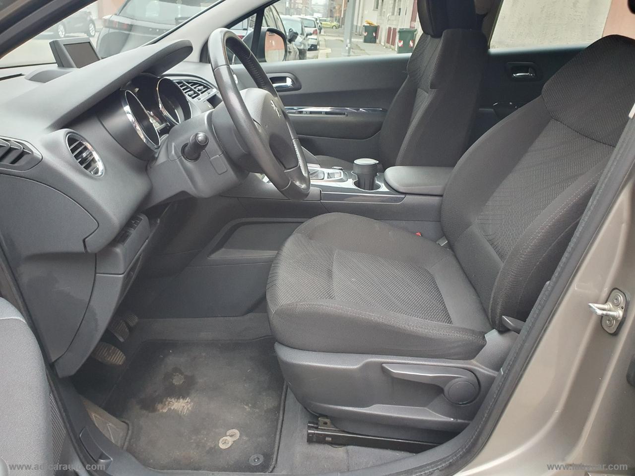 PEUGEOT 3008 1.6 VTi 120 CV