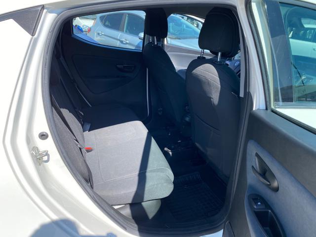 LANCIA Ypsilon 1.0 FireFly 5 porte S&S Hybrid Alberta Ferretti