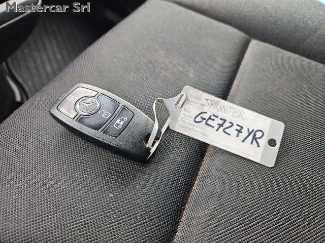 MERCEDES-BENZ Sprinter SPRINTER eSprinter 47kWh- 4 batterie - GE727YR