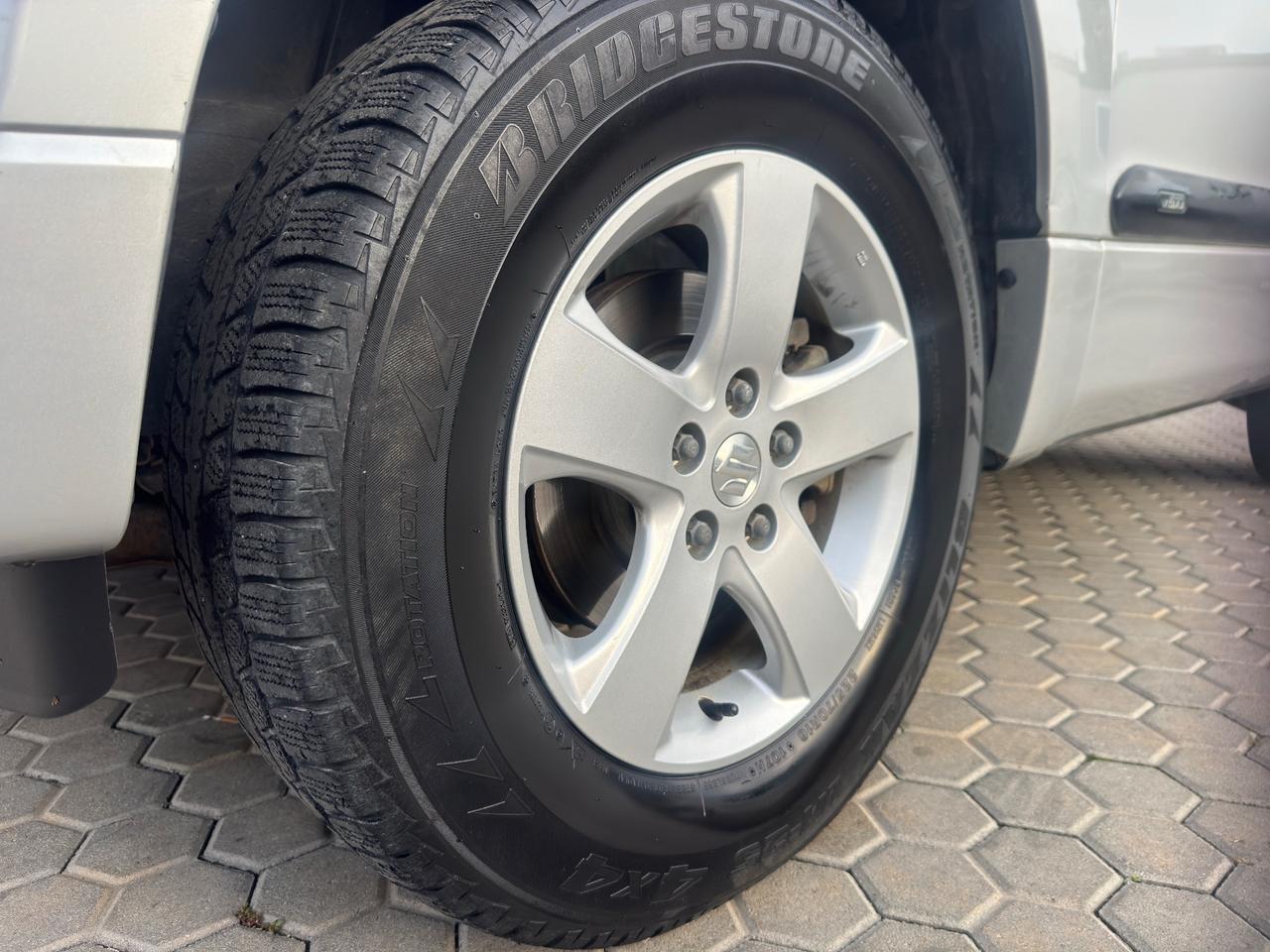 Suzuki Grand Vitara ADATTA A NEOPATENTATI 1.6 16V 3 porte