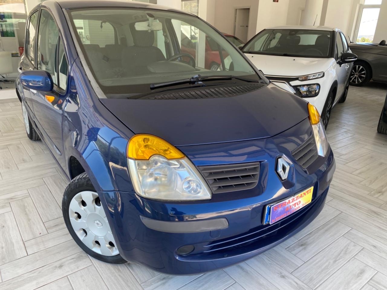Renault Modus 1.5 dCi 85CV Confort Dynamique2006