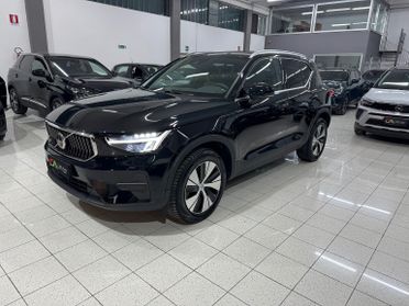 XC40 T4 Plug-in Hybrid Core VETRI SCURI BELLA