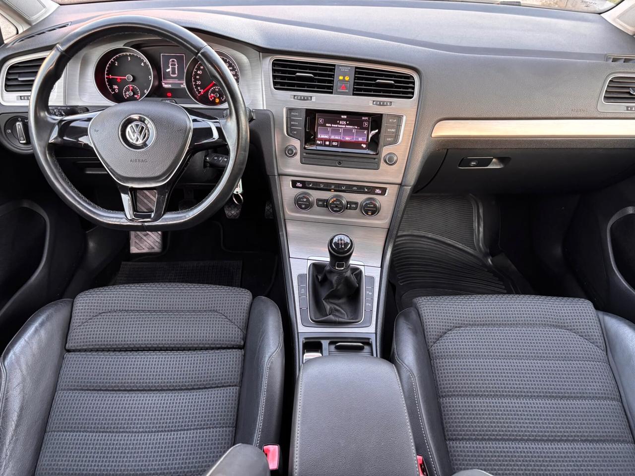 Volkswagen Golf 1.6 TDI DPF 5p. Highline