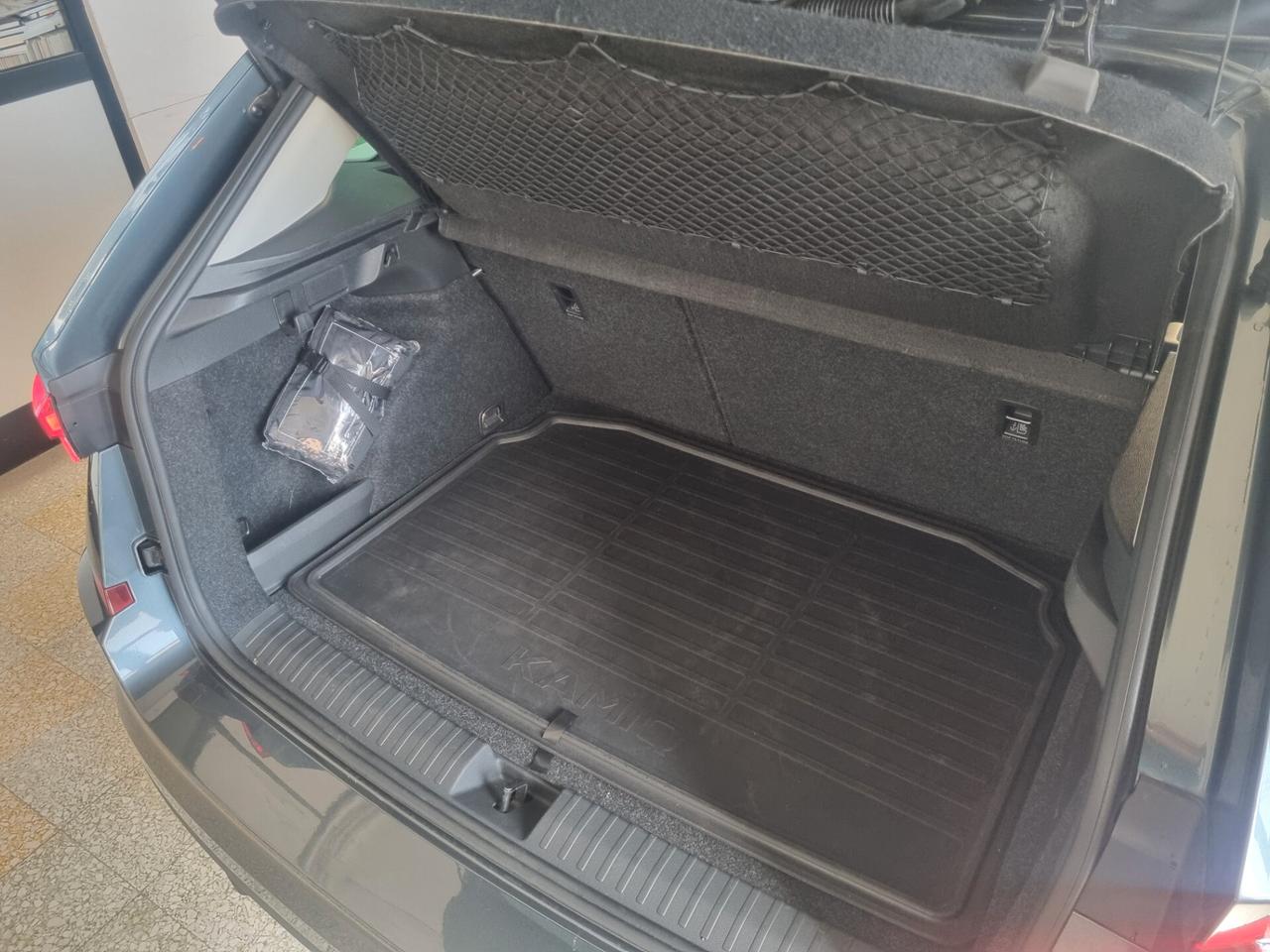 Skoda Kamiq 1.0 G-Tec Ambition, FULL LED, TELECAMERA, NAVI