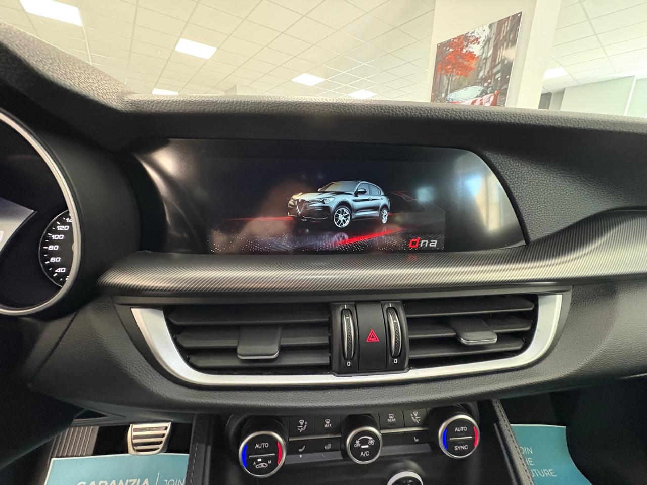 Stelvio 2.0 Turbo 280 Q4 Veloce 2022 km 104000