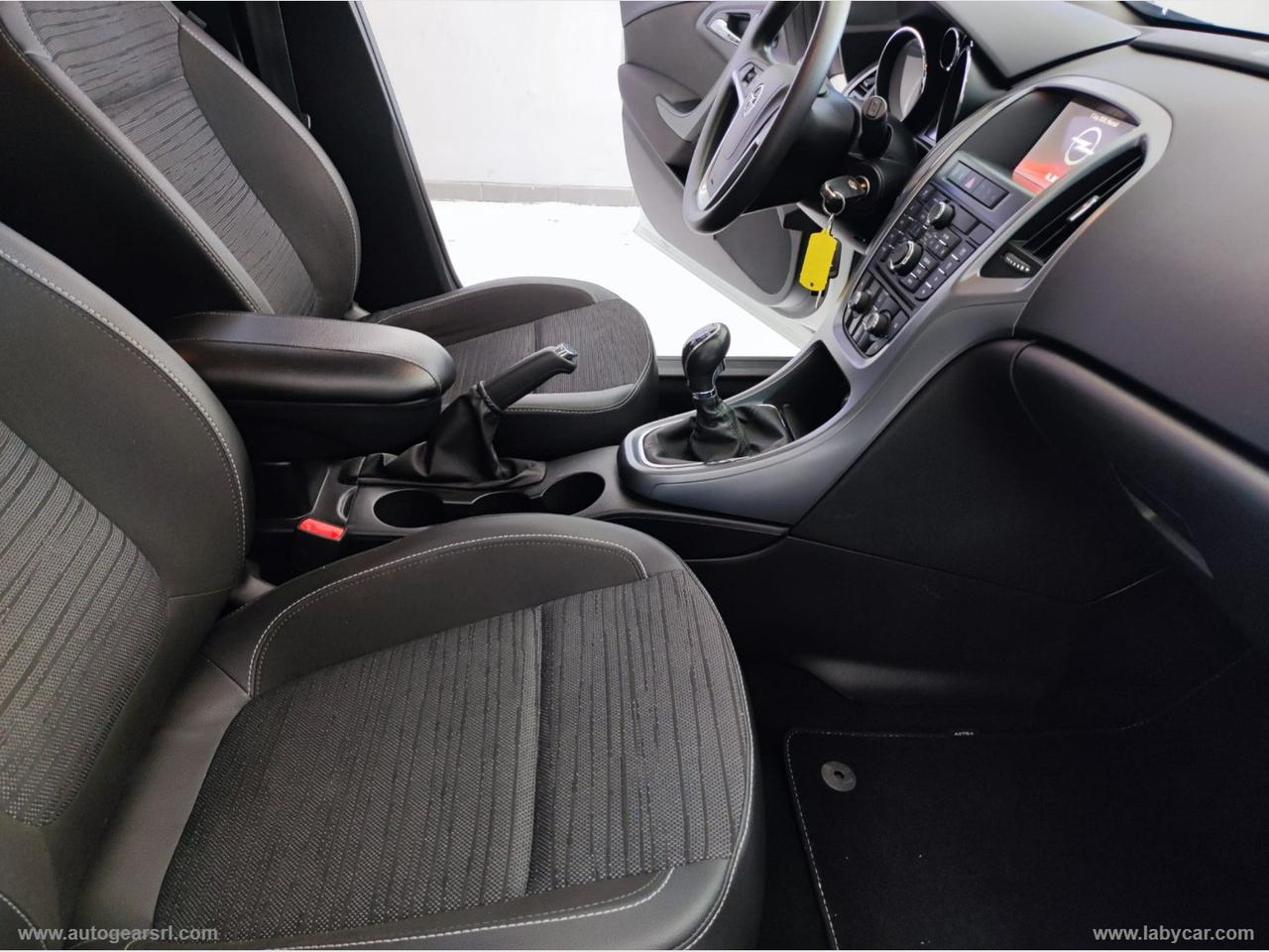 OPEL Astra 1.6 CDTI EcoFLEX S&S ST Cosmo