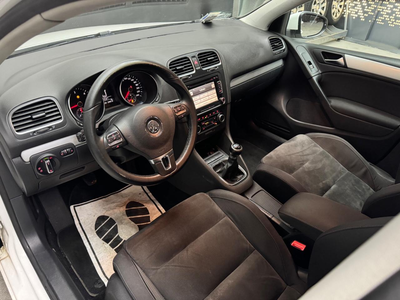 Volkswagen Golf 6 1.6 TDI 5Porte