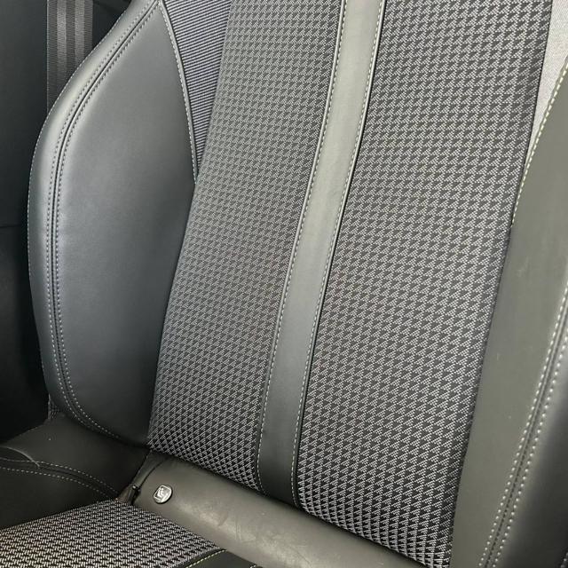 PEUGEOT 2008 motore elettrico 136 CV GT TETTO APRIBILE
