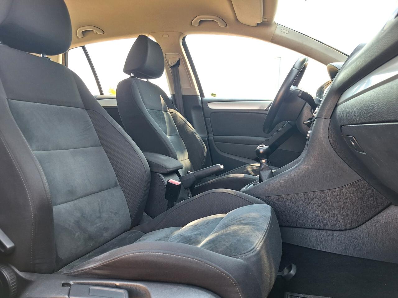 Volkswagen Golf 1.6 TDI DPF 5p. Highline