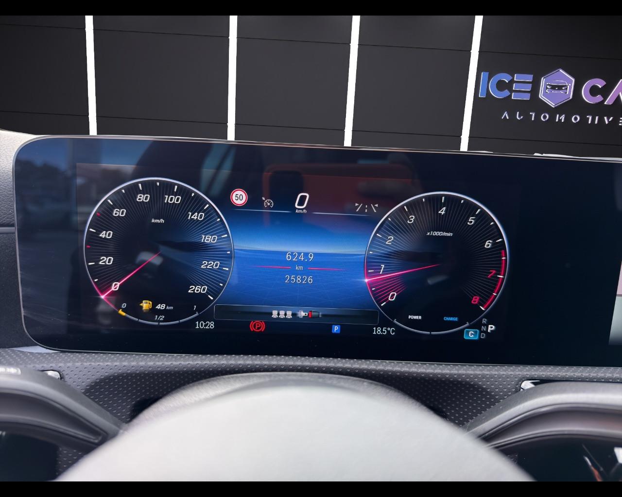 Mercedes-Benz Classe A (W177) - A 180 Automatic AMG Line Premium Plus