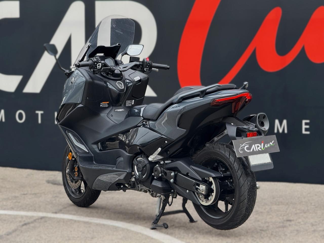 Yamaha TMAX 560 TECH MAX 48CV