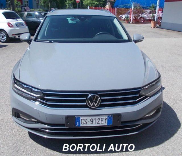 VOLKSWAGEN Passat Variant 2.0 TDI 13.000 KM SCR EVO DSG BUSINESS AUTOMATICA