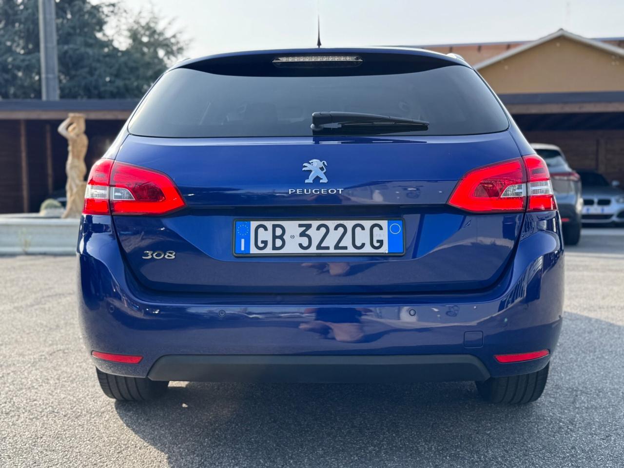 Peugeot 308 BlueHDi 120 S&S EAT8 SW Allure