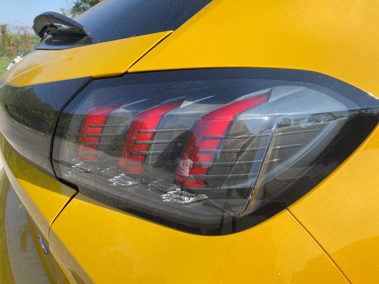 Peugeot 208 GT e-208 #6931