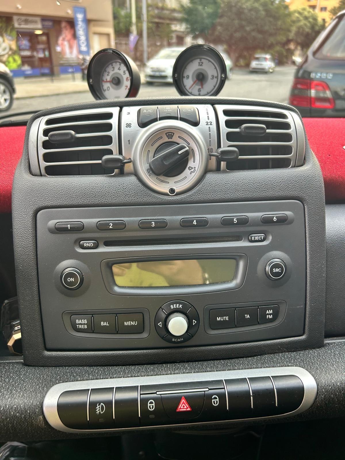 Smart ForTwo 1000 62 kW cabrio pulse