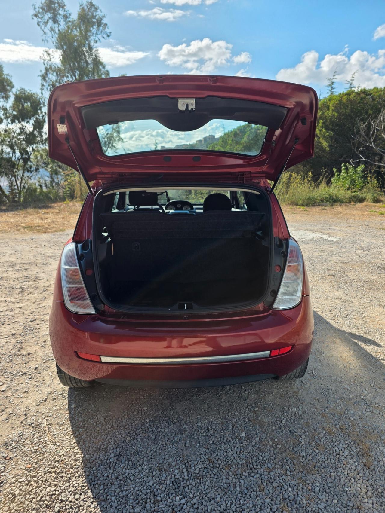 Lancia Ypsilon 1.2 Argento