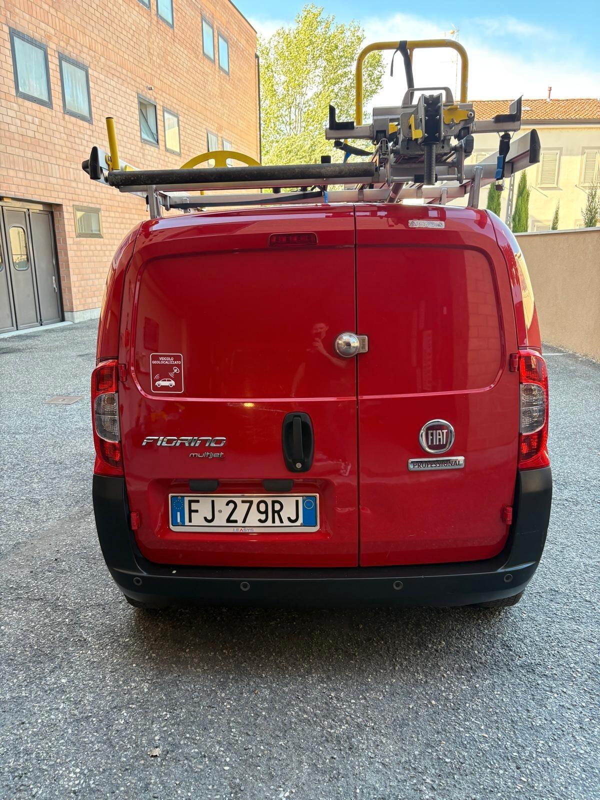 Fiat Fiorino 1.3 MJT 95CV Combinato Adventure