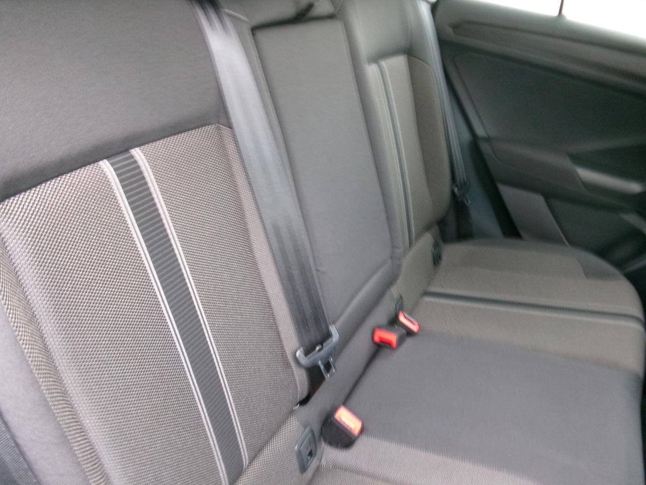 Volkswagen T-Roc 1.6 TDI 115CV E6D ADVANCED MANUALE KM CERTIFICATI