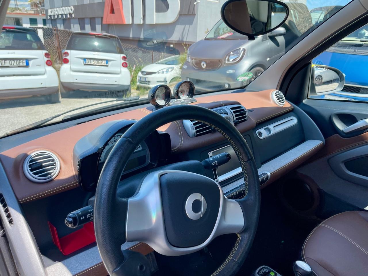 Smart ForTwo 1000 52 kW MHD coupé Urbanrunner