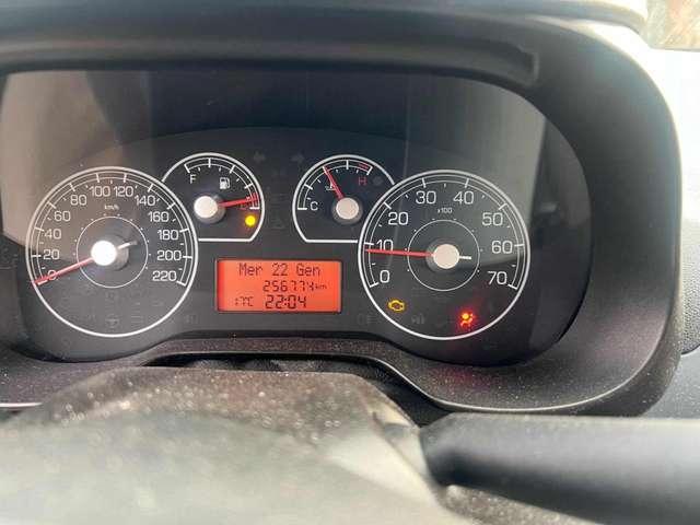 Fiat Grande Punto 1.4 Starjet 16V 3 porte Emotion