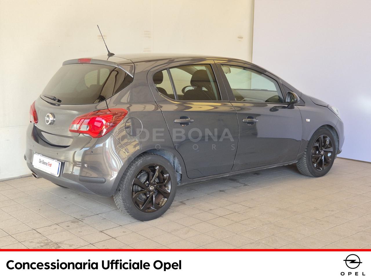 Opel Corsa 5p 1.2 b-color