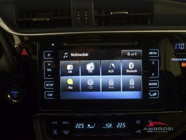 TOYOTA Auris 1.8 Hybrid Lounge