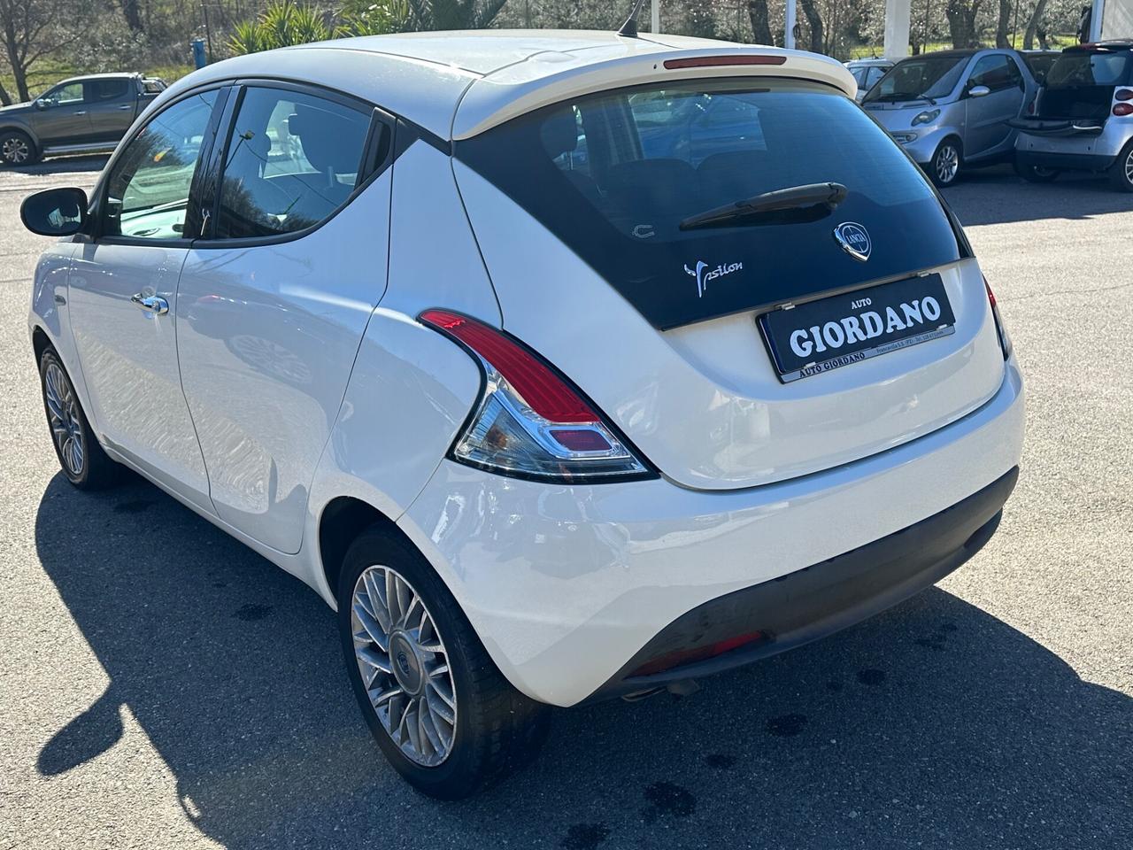 Lancia Ypsilon 1.3 MJT 95 CV 5 porte S&S
