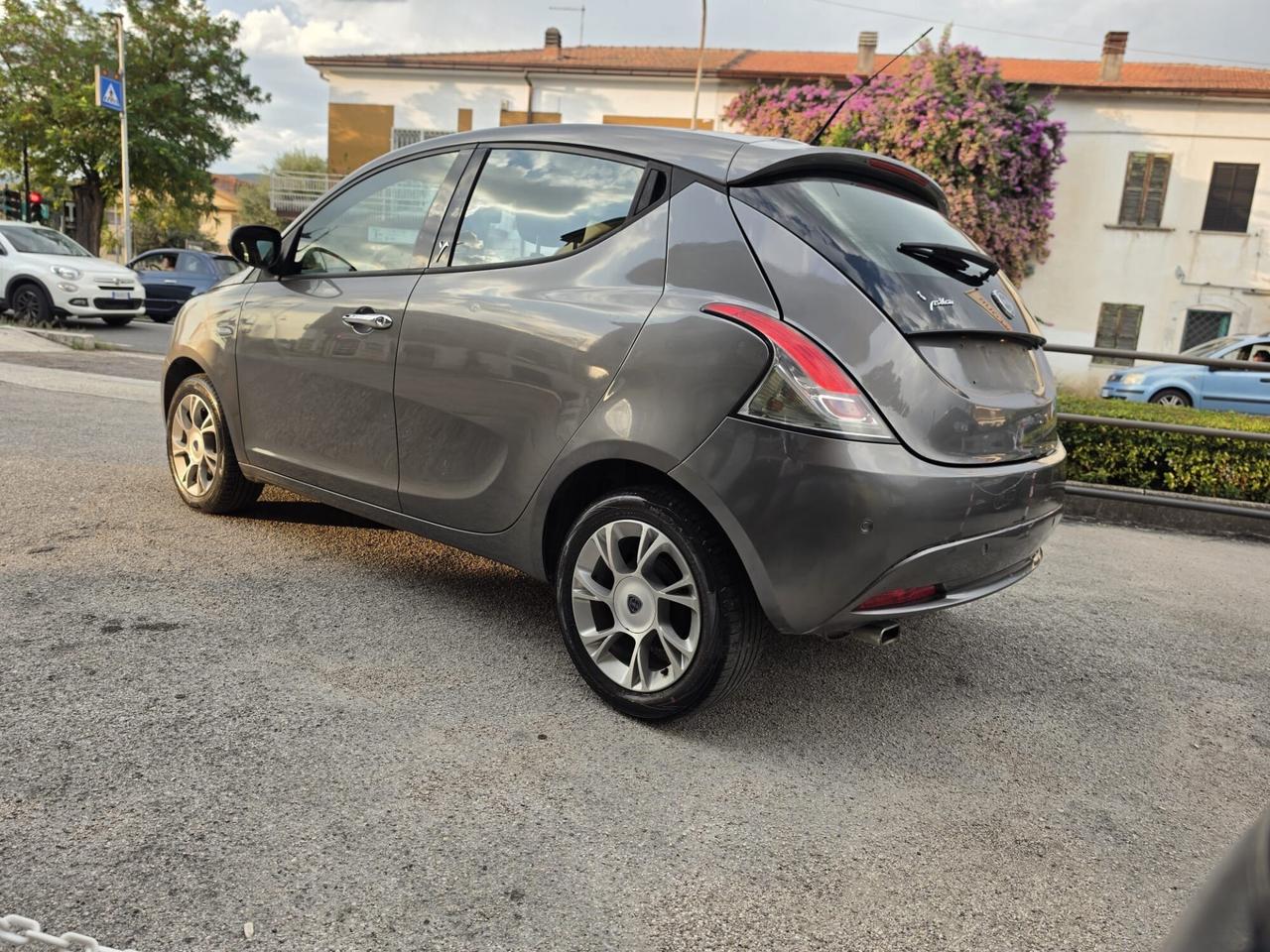 LANCIA Y 1.3 MJTD 95CV 2019 LOUNGE