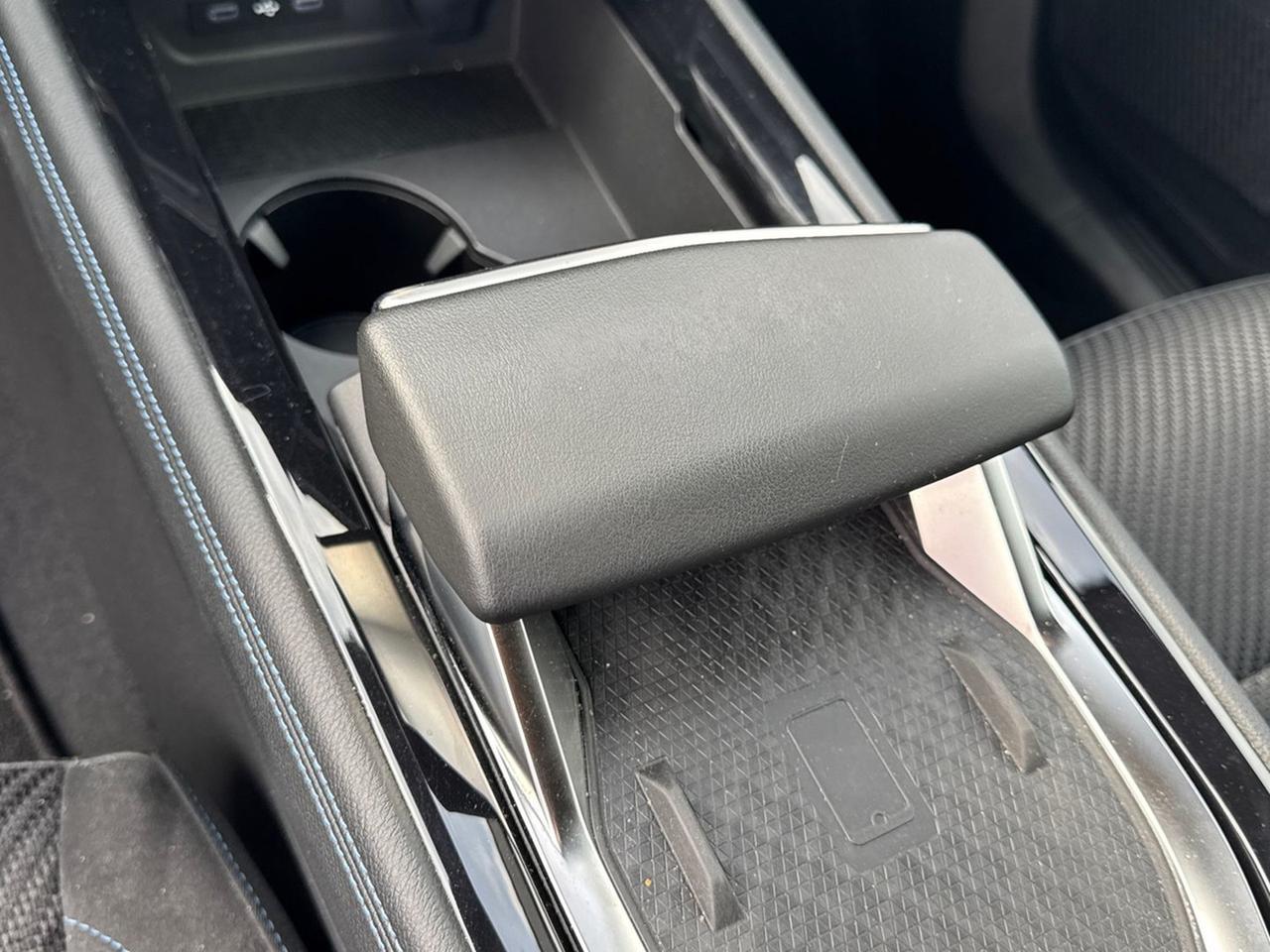 Renault Austral 1.2 e-tech full hybrid techno esprit alpine 200cv auto