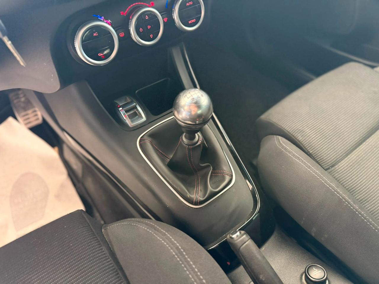 Alfa Romeo Giulietta 2.0 JTDm-2 2012