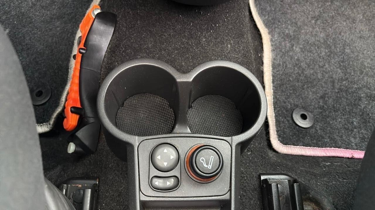 Fiat Panda 1.2 TETTO PANORMAICO GANCIO DI TRAINO
