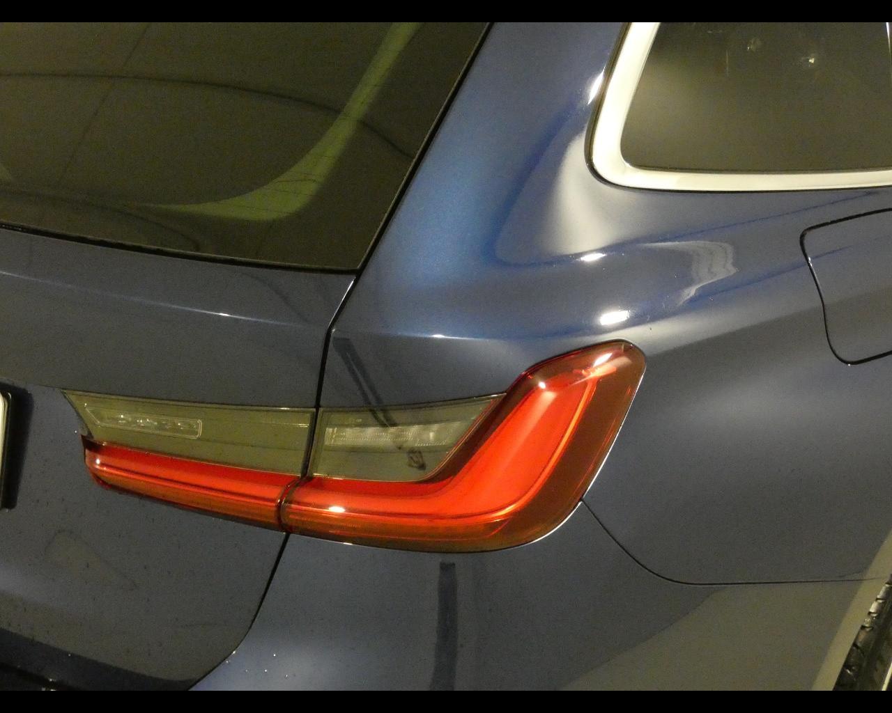 BMW Serie3(G20/21/80/81 - 320d 48V Touring Luxury