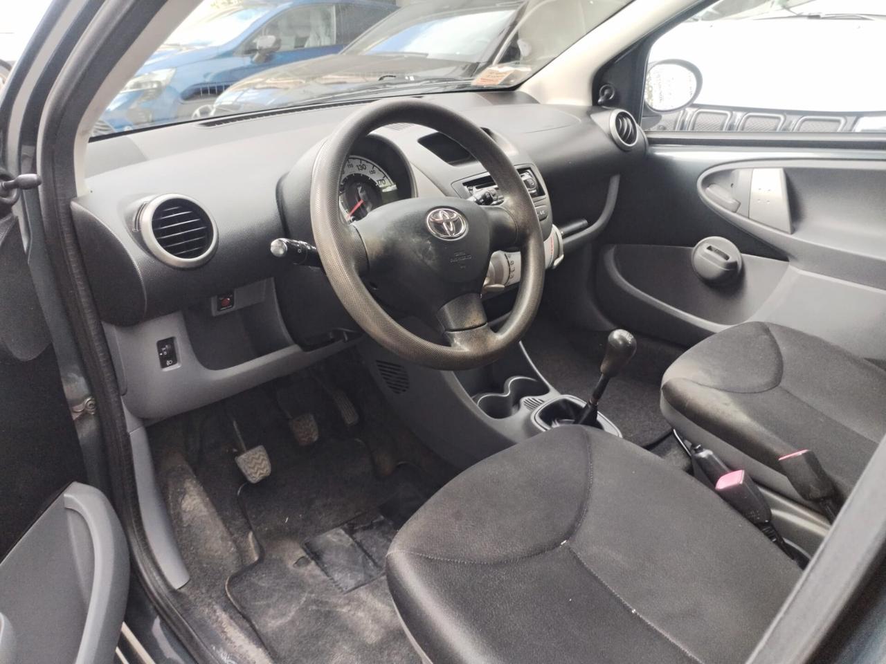 Toyota Aygo 1.0 12V VVT-i 5 porte Now