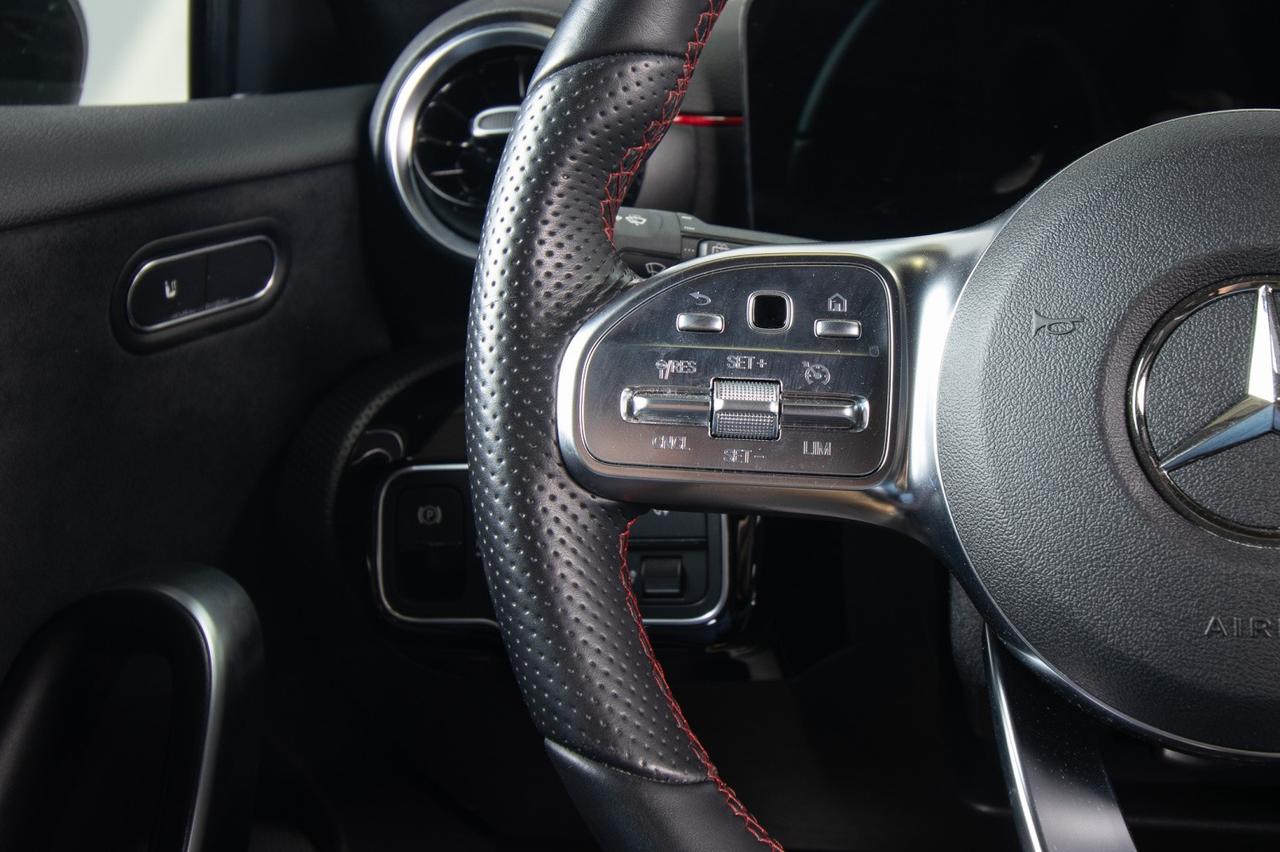 Mercedes-Benz A 180 Premium Amg Night Auto 136 Cv