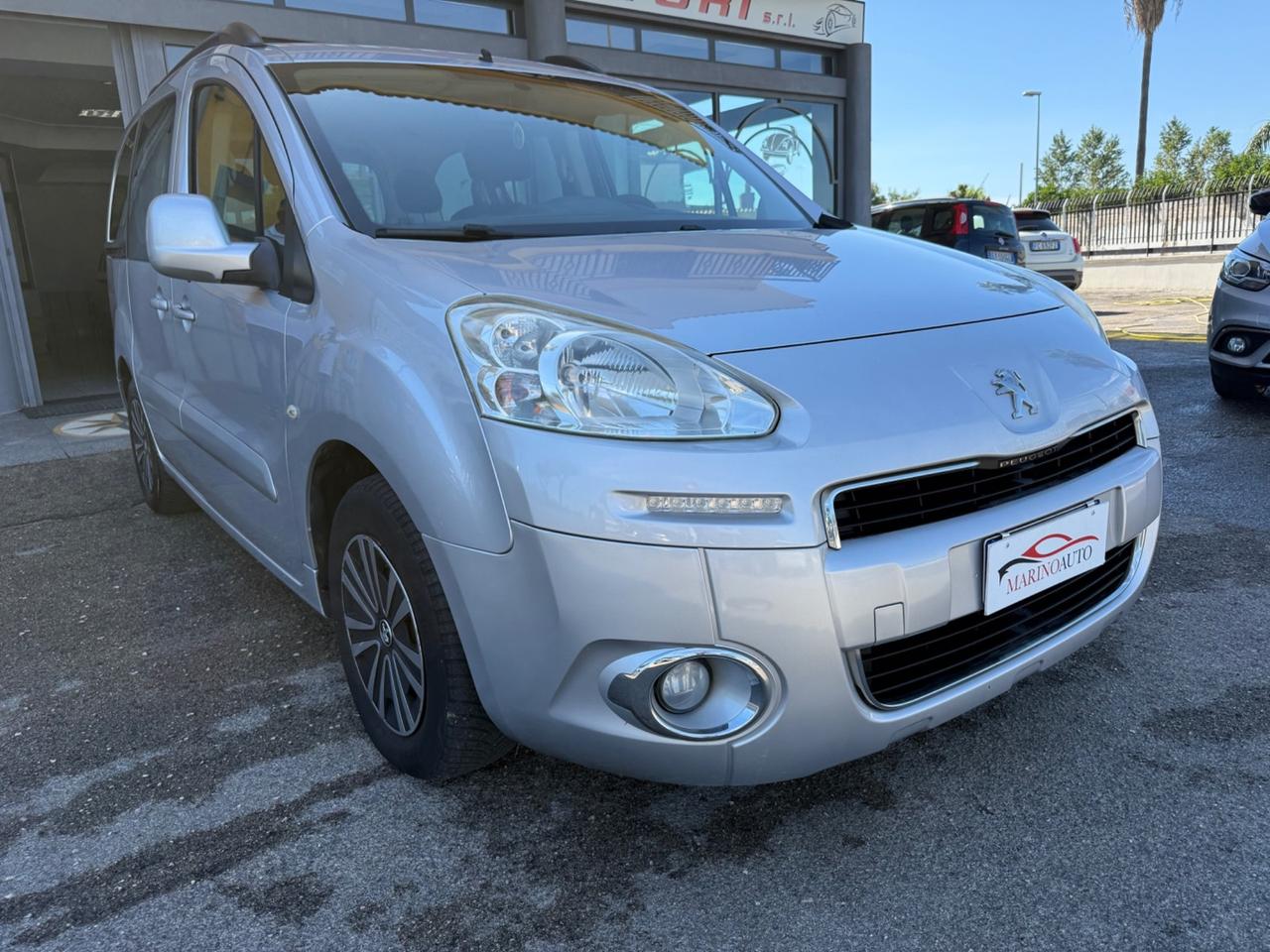 Peugeot Partner Tepee 1.6 e-HDi 92 CV S&S Outdoor