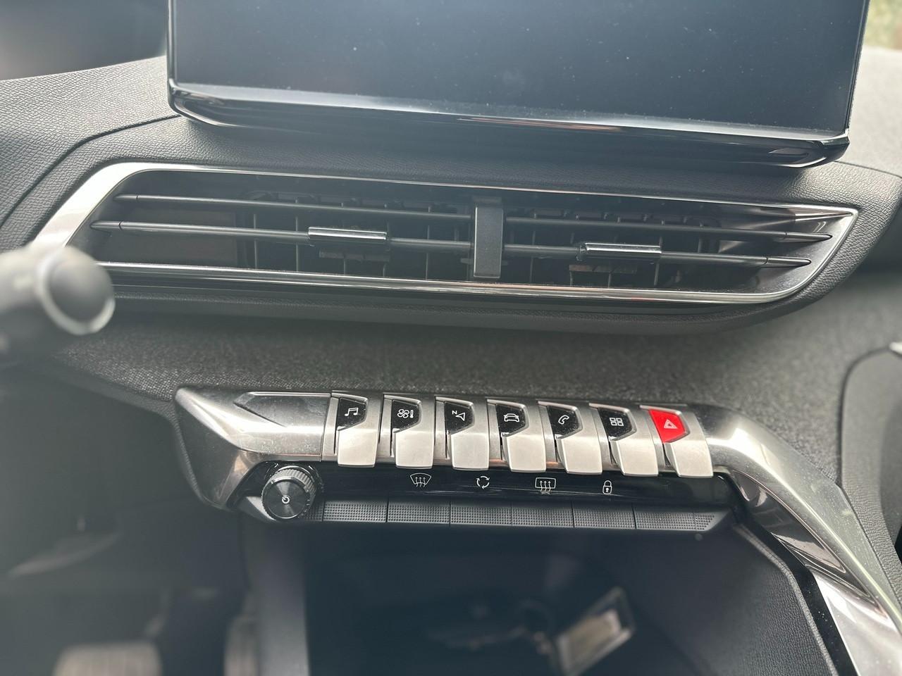 PEUGEOT 3008 II 2021 - 3008 1.5 bluehdi Allure s&s 130cv eat8