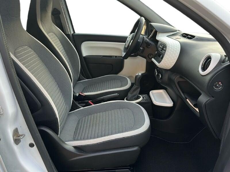 Renault Twingo 1.0 SCE EXPERIENCE