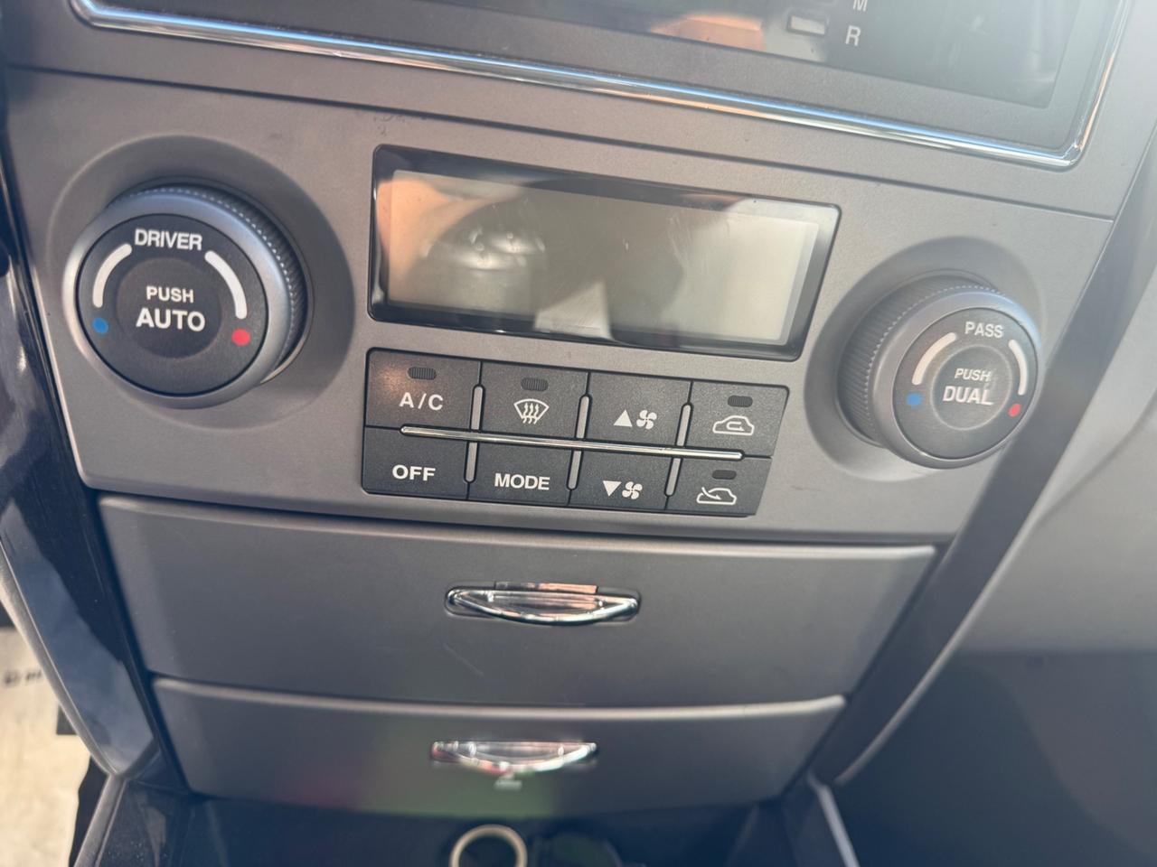 Kia Sorento - 2.5 4WD Act. Class