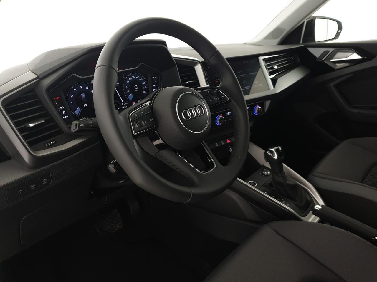 Sportback 30TFSI 116CV S tronic Identity Black