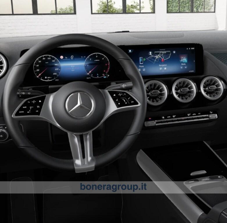 Mercedes GLA 180 180 D Progressive Advanced Plus 8G-DCT